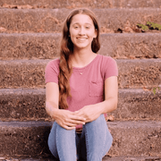 Chloe W., Pet Care Provider in Middletown, MD with 6 years paid experience