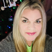Janelle S., Babysitter in Bettendorf, IA with 25 years paid experience