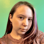 Alina S., Pet Care Provider in Kansas City, MO with 1 year paid experience