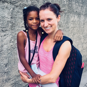 Sara P. - Peoria <span class="translation_missing" title="translation missing: en.application.care_types.child_care">Child Care</span>