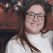 Leah W., Child Care in Clare, IL 60111 with 12 years of paid experience