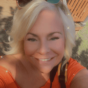 Sarah C., Nanny in Portland, OR with 25 years paid experience