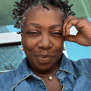 Azi C., Care Companion in Glen Rock, PA with 5 years paid experience