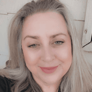 Lisa S., Babysitter in Lacombe, LA 70445 with 10 years of paid experience