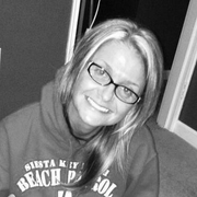 Elaine G., Babysitter in Danvers, MA with 20 years paid experience
