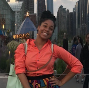 Shaylana B. - Chicago Babysitter