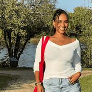 Bethel E., Babysitter in Chicago, IL with 5 years paid experience