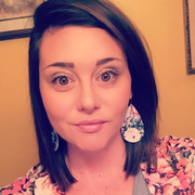 Lindie G., Pet Care Provider in Robstown, TX 78380 with 1 year paid experience