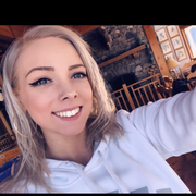 Shayna M. - Springfield Babysitter