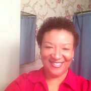 Renondia L. - Memphis Nanny