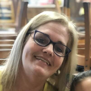 Stephanie M., Babysitter in Green Cove Springs, FL 32043 with 9 years of paid experience