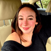 Zoe H., Babysitter in Dexter, OR with 9 years paid experience