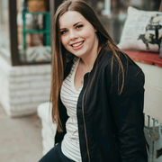 Chloe W., Babysitter in Yakima, WA with 5 years paid experience