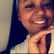 Kiwanna V. - Naperville Babysitter