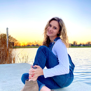 Isabella M., Babysitter in 60045 with 4 years of paid experience