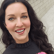 Nina J., Care Companion in Los Angeles, CA with 2 years paid experience