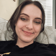 Sammi B., Pet Care Provider in Everett, WA with 4 years paid experience