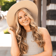 Bailey B., Babysitter in Longview, TX 75604 with 6 years of paid experience