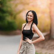 Maliah H., Child Care in Leslie, MO 63056 with 1 year of paid experience