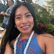 Elizabeth V., Babysitter in Santa Monica, CA with 12 years paid experience