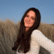 Jade P., Babysitter in 97370 with 5 years of paid experience