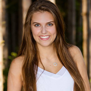 Claire S. - Holland Babysitter