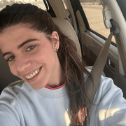 Beatriz P., Babysitter in 77550 with 3 years of paid experience