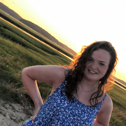 Julia H. - Pepperell Babysitter