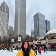 Parinyaporn B., Nanny in Chicago, IL with 4 years paid experience
