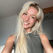 Savannah S., Nanny in Marcola, OR 97454 with 6 years of paid experience