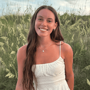 Allie P., Pet Care Provider in Waymart, PA with 1 year paid experience