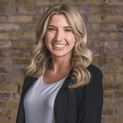 Michelle V., Babysitter in Racine, WI 53402 with 10 years of paid experience