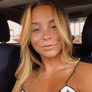 Kelly M., Babysitter in Thousand Oaks, CA with 7 years paid experience