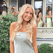 Ashlyn Y., Child Care in Newhall, IA 52315 with 8 years of paid experience