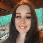 Makayla F., Nanny in New Hartford, CT 06057 with 4 years of paid experience