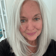 Sandra J., Care Companion in Oak Park, IL with 18 years paid experience