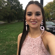 Isabela M. - Chicago Babysitter