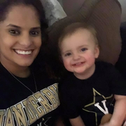 Anna Claire B. - Brentwood Babysitter