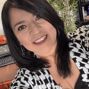 Elizabeth P., Babysitter in Henderson, NV with 15 years paid experience