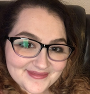 Linzie L., Pet Care Provider in Ellsworth AFB, SD 57706 with 2 years paid experience