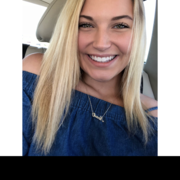 Sydney L. - Coralville Nanny