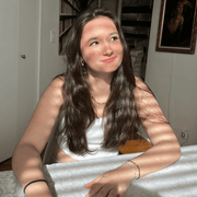 Maxine B., Babysitter in Chicago, IL with 5 years paid experience