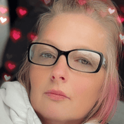 Shannon K., Care Companion in Springfield, MO with 20 years paid experience