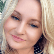 Lindsay P., Babysitter in 60545 with 20 years of paid experience