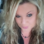 Christal C. - Verona Babysitter
