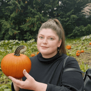 Caitlin H., Pet Care Provider in Seattle, WA with 20 years paid experience