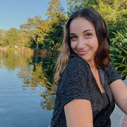 Devon R., Babysitter in Los Angeles, CA with 6 years paid experience