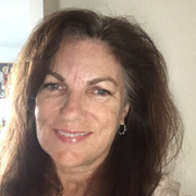 Kim F., Pet Care Provider in Portland, OR 97202 with 1 year paid experience