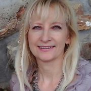Kenya S. - California <span class="translation_missing" title="translation missing: en.application.care_types.child_care">Child Care</span>