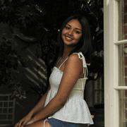 Iris V., Pet Care Provider in Chicago, IL with 4 years paid experience